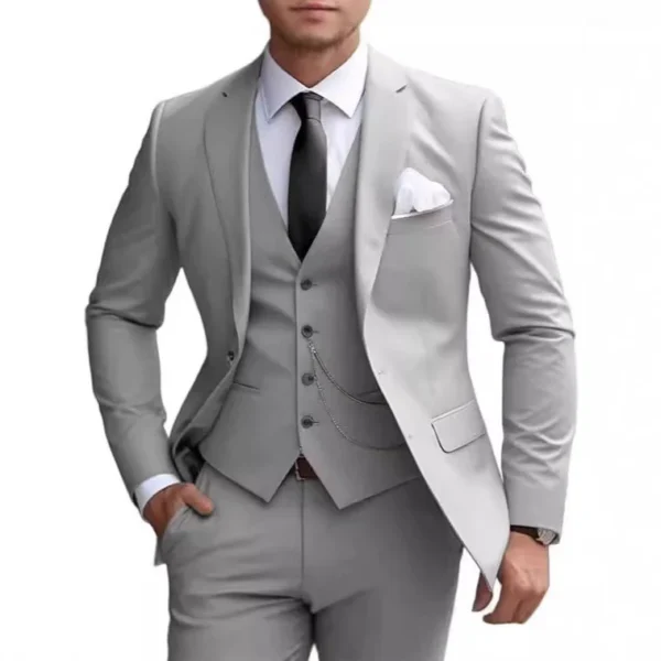 Premium Light Grey Three-Piece Suit – Modern Fit